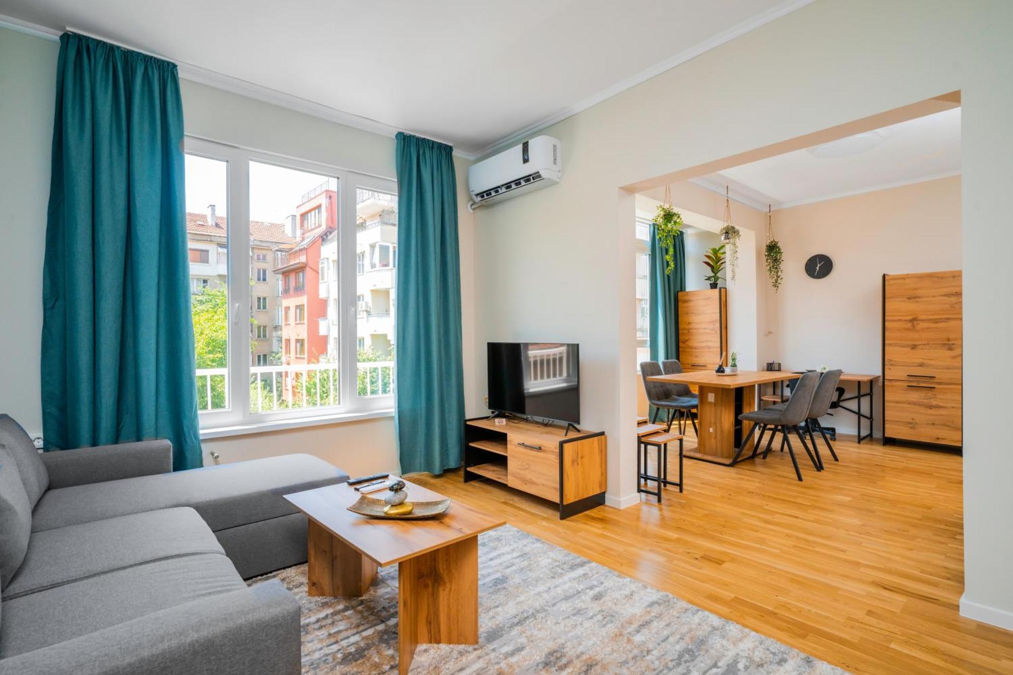 Appartamento Spacious 2bd Near Ndk With Workspace