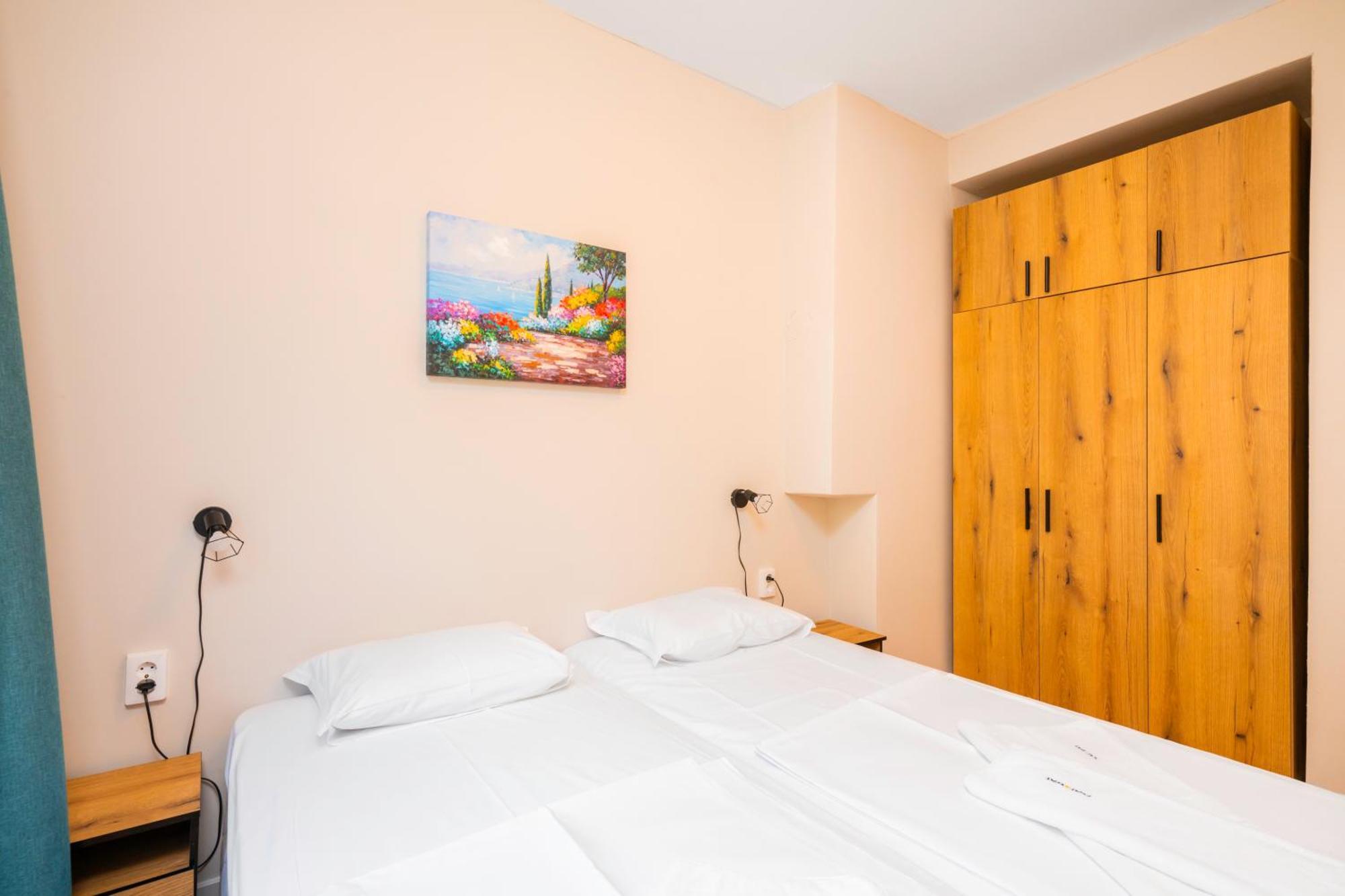 Apartament Spacious 2bd Near Ndk With Workspace